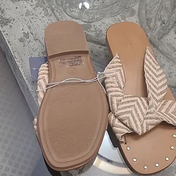 𝅺universal Thread Slippers 7 New - Picture 3 of 6